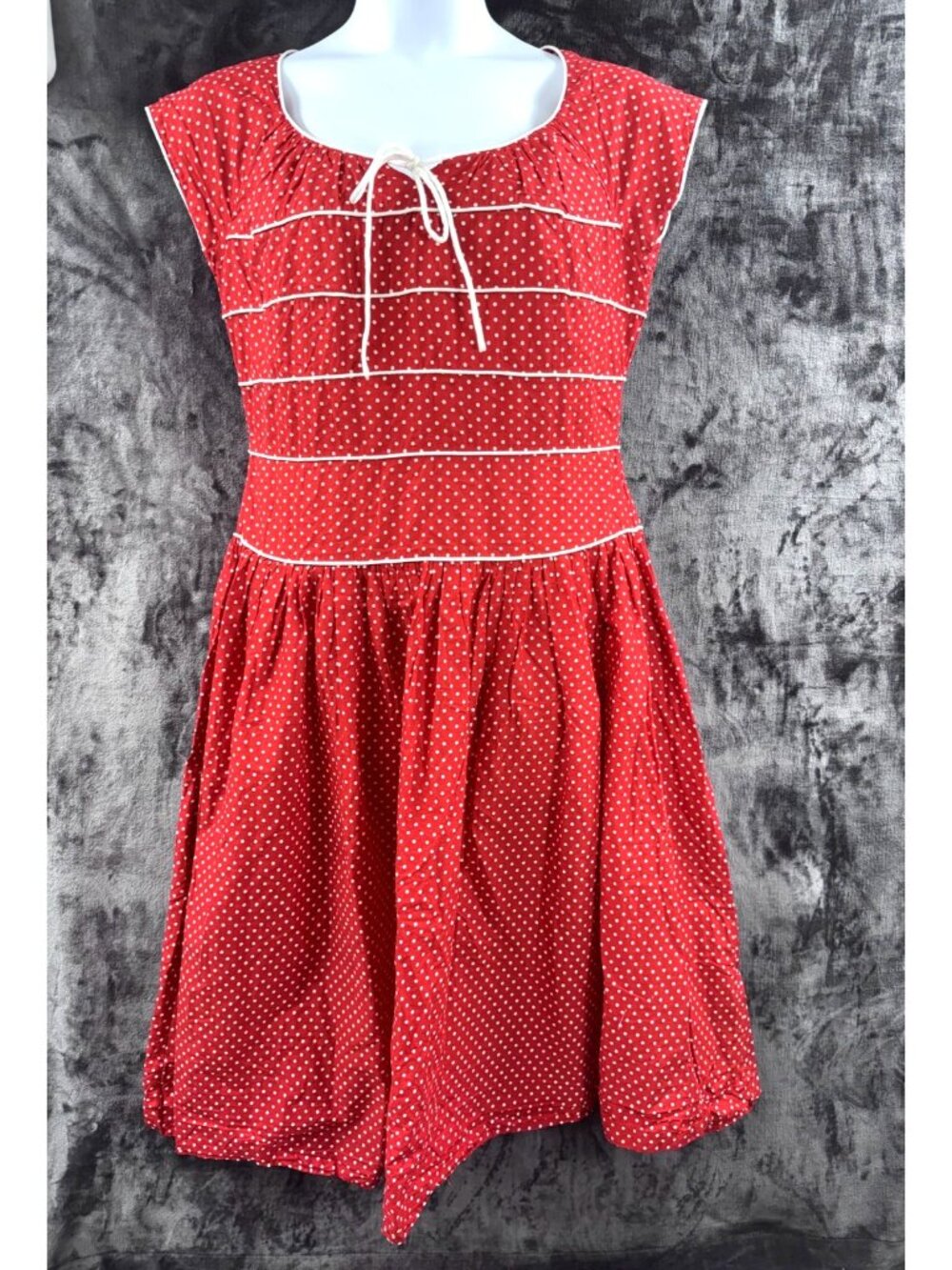 Unique Vintage Women XL Red White Polka Dot Fit Flare Dress Disneybound Pockets